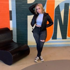 Meet your Posher, Audrey